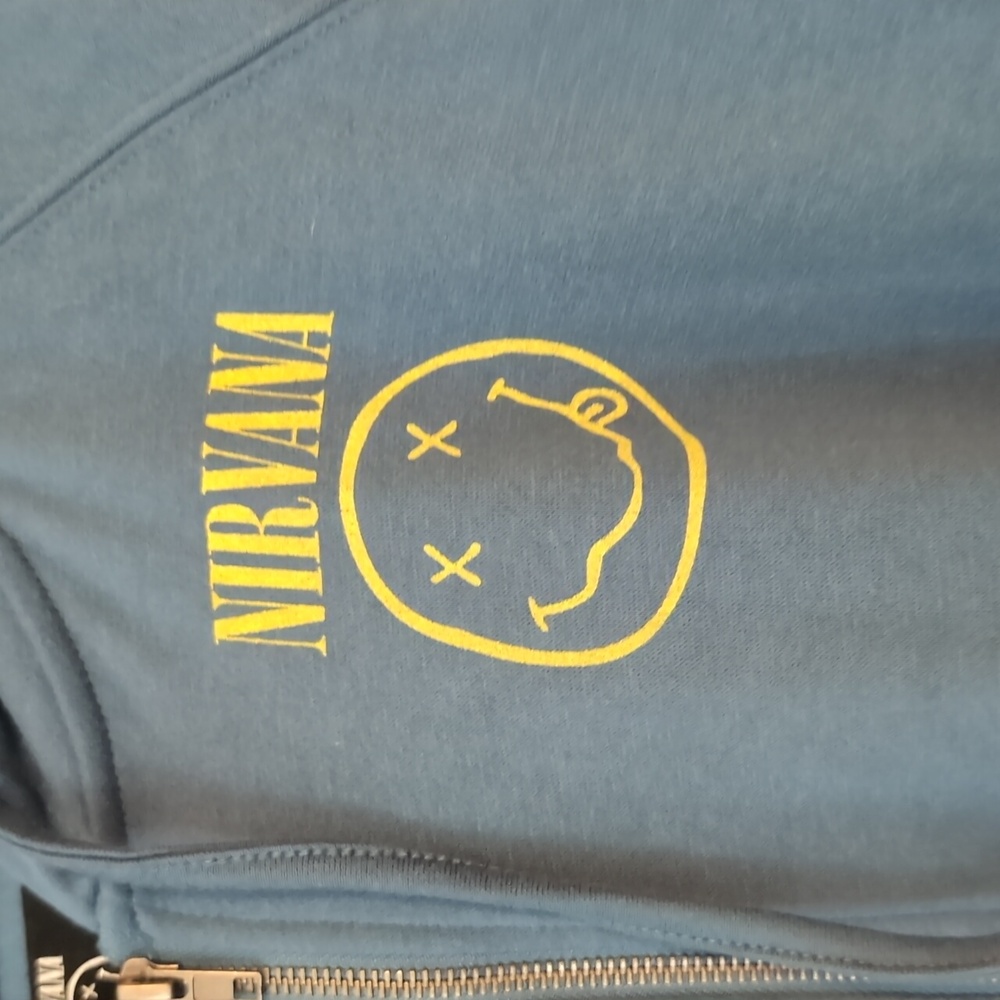 Torrid Nirvana Graphic Zip Up Hoodie 3x - Picture 5 of 6